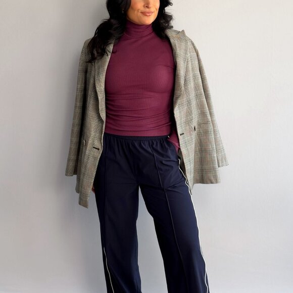 Women’s Plum Ribbed Turtleneck Top – Long Sleeve Stretch Layering Tee - Picture 4 of 8